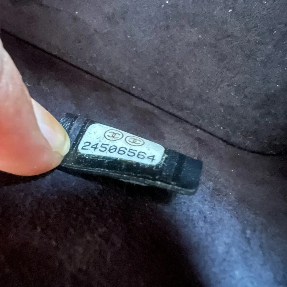 Chanel Caviar Vanity Jewelry case - Picture 9 of 11